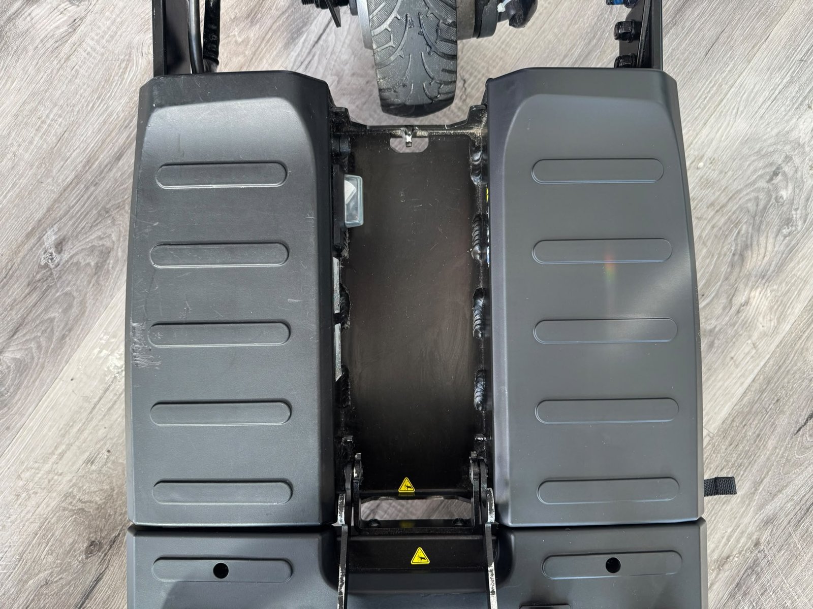 i-Go Folding Scooter 3 Wheels (Floor Model)... - Image 7